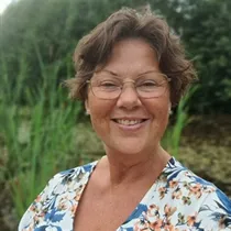 Marina søger job som administrativ medarbejder / kontorassistent / kundeservicemedarbejder
